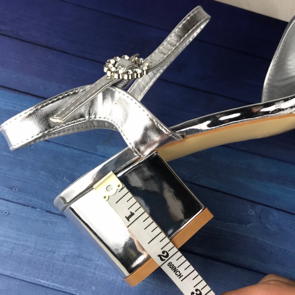 Low Chunky Heel Open Toe Buckled Sandal. - Picture 8 of 8